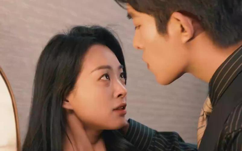 失憶后，霍總對我又寵又撩(全集)