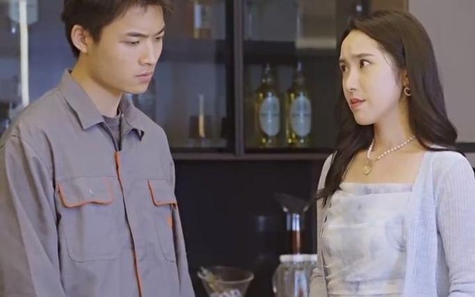 成為快遞員后，我有了七個(gè)老婆(全集)